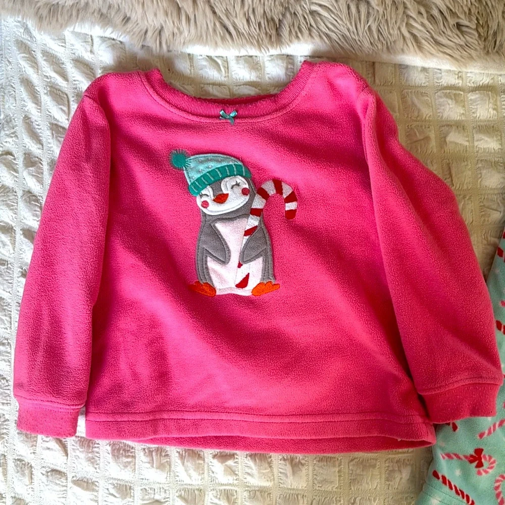 Carter's 2-Piece Cozy Soft Flannel Holiday Pajama Top & Pant Sleep Set ~ 🐧🍬